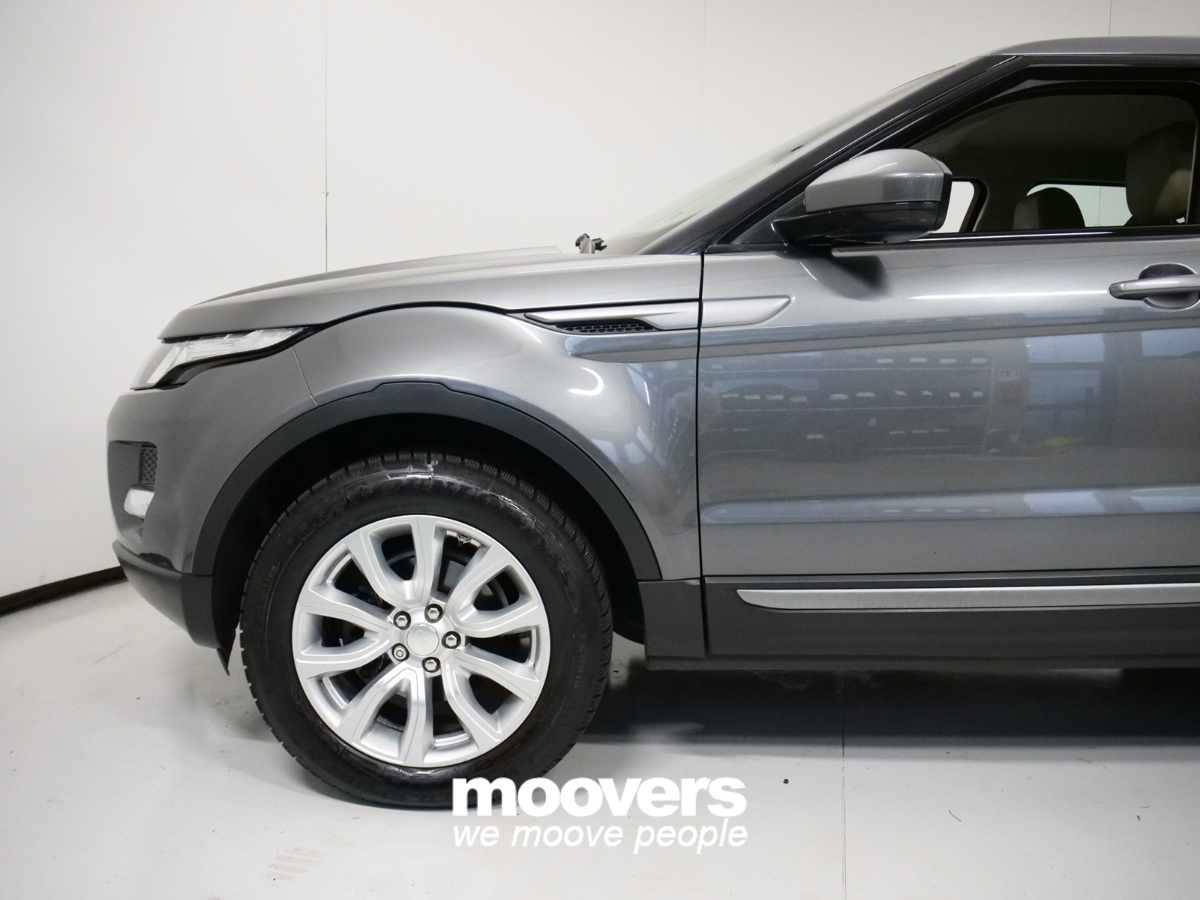 Land rover Range Rover Evoque 2.2 TD4 5p. Pure Tech Pack 3 anni garanzia